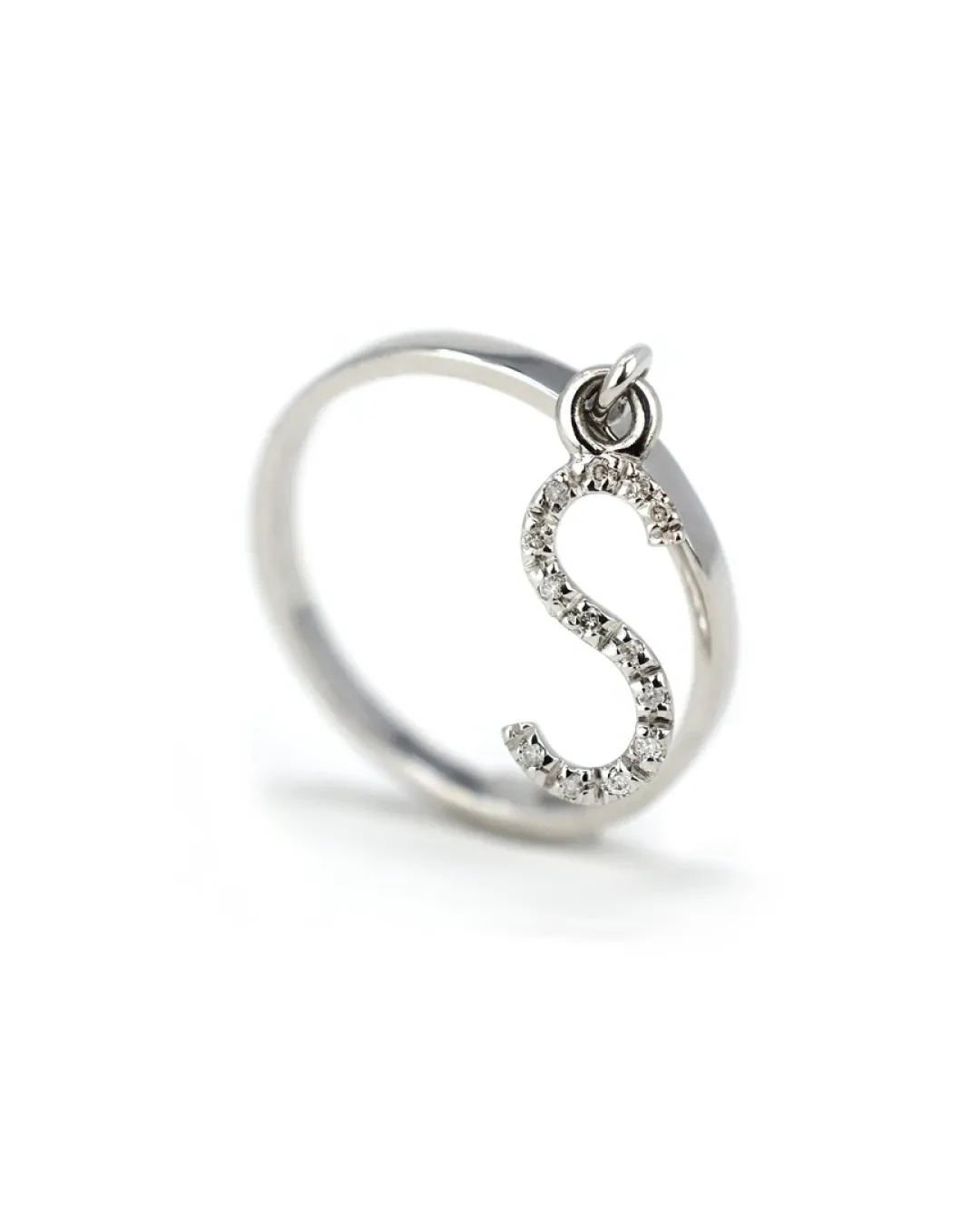 Anello iniziale con brillanti 0,06 ct