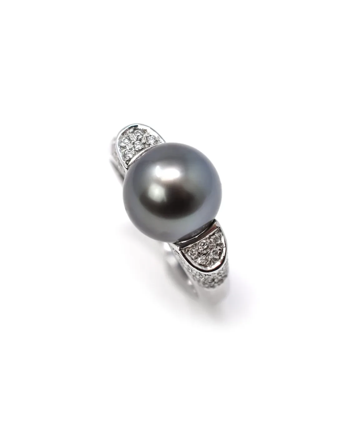 Anello con Perla Tahiti da 9,8 mm e brillanti