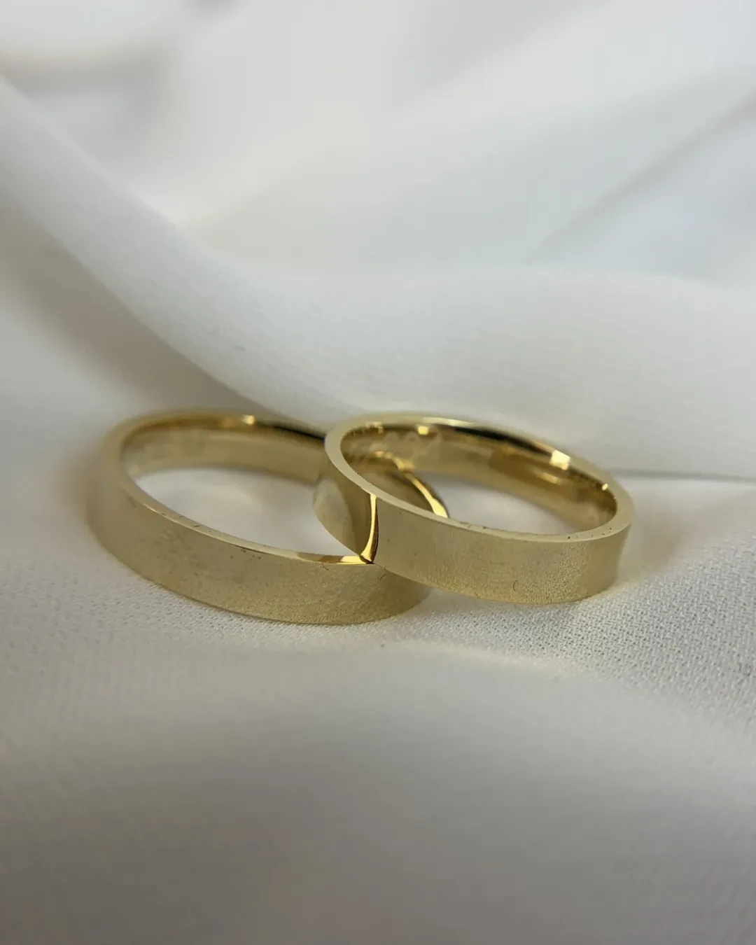 Fede matrimoniale piatta