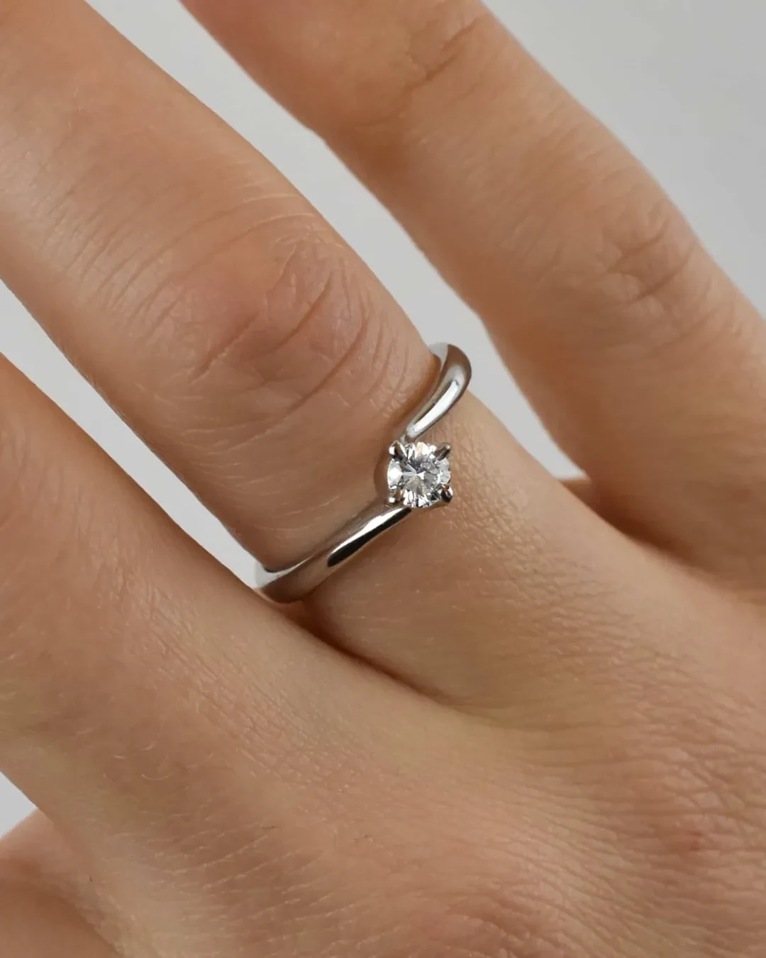 Anello solitario Valentino 0,22 ct