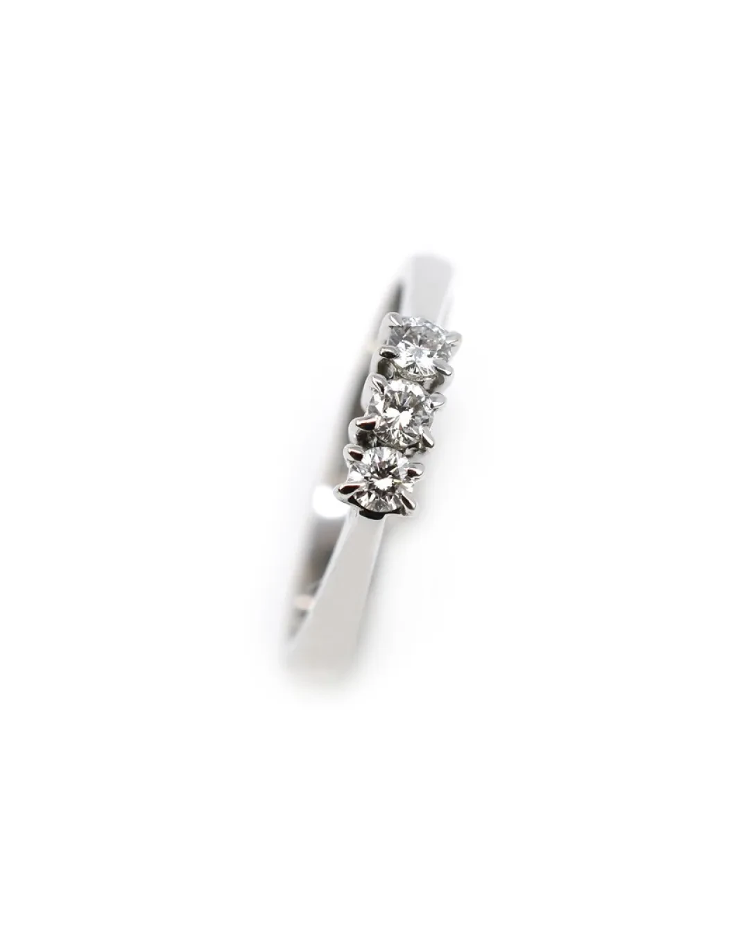 Anello trilogy diamanti da 0,12 ct