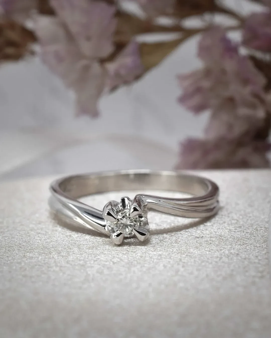 Anello brillante solitario 0,07 ct