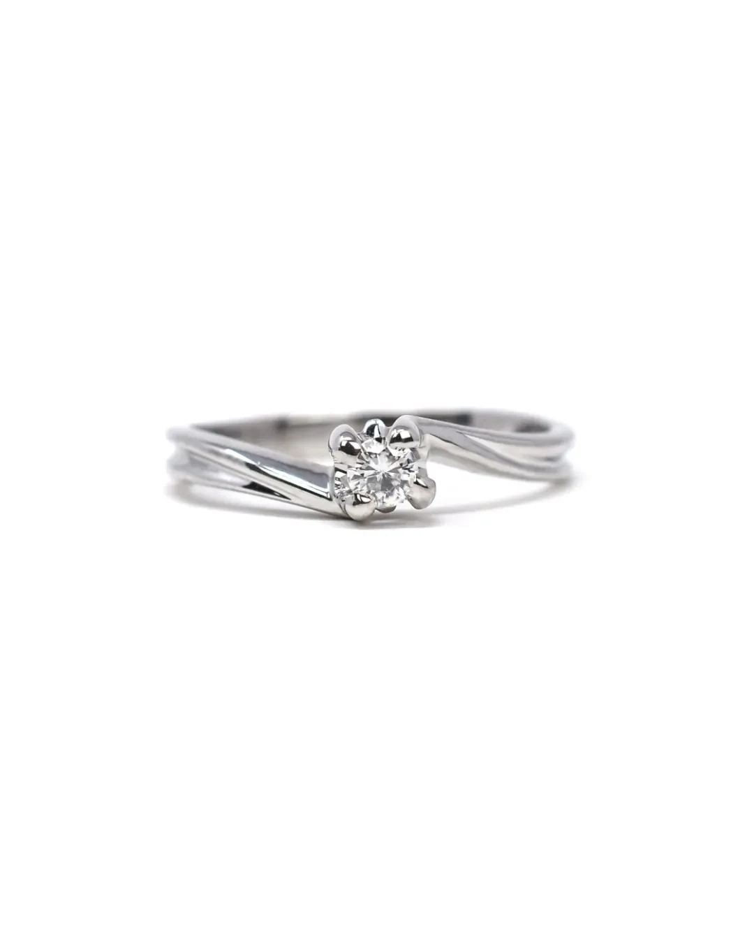 Anello solitario con brillante