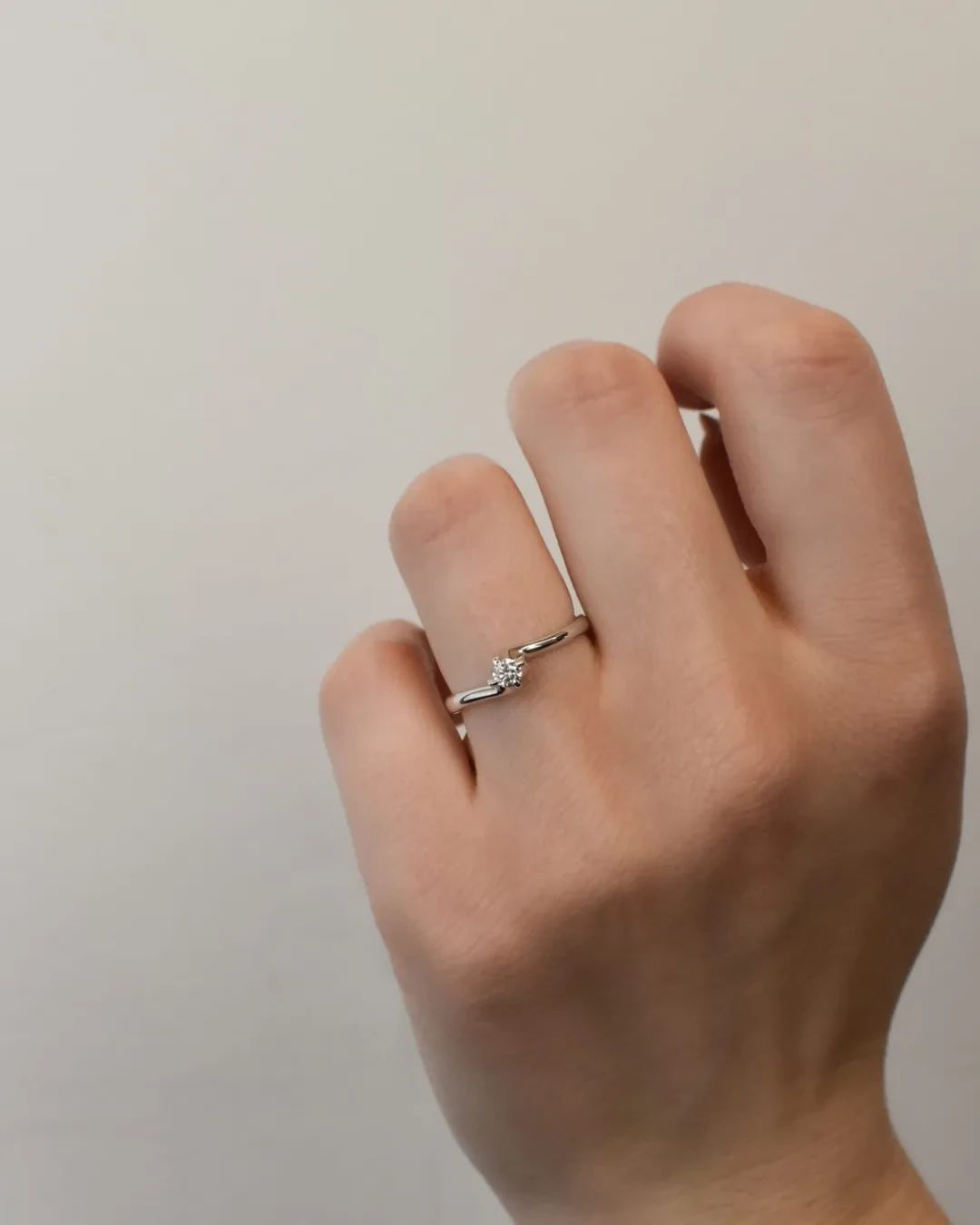 Solitario Valentino con brillante