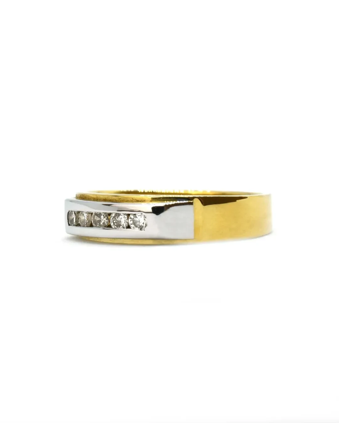 Fedina di brillanti in oro bianco e giallo