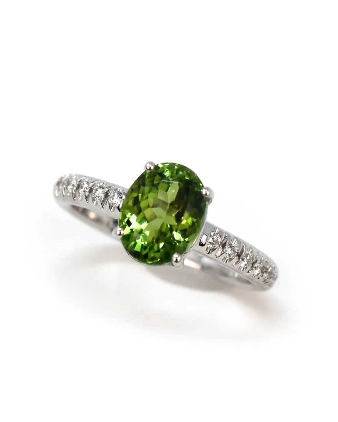 Anello tormalina verde brasiliana 2,41 e brillanti