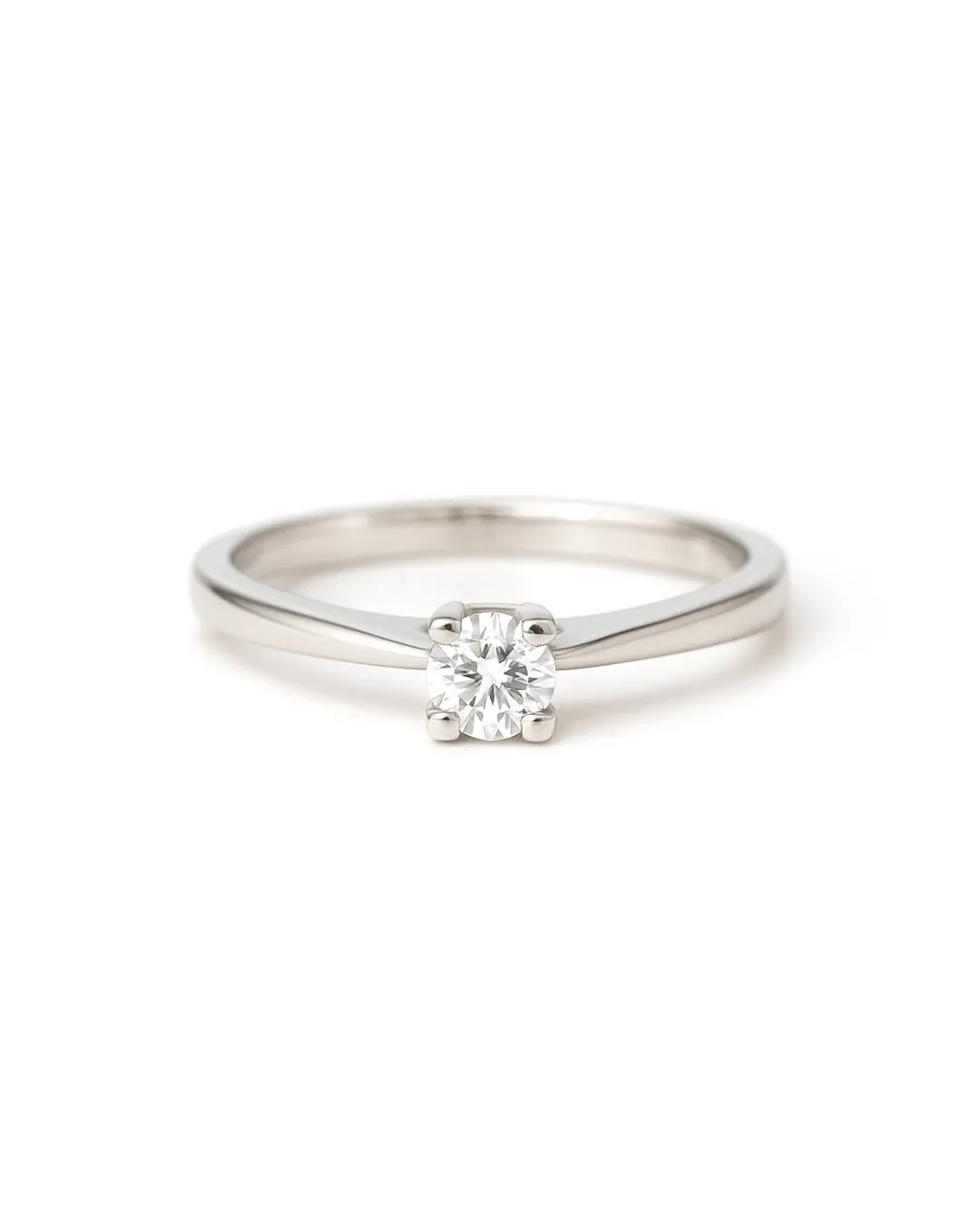Anello solitario con brillante 0,15 ct.