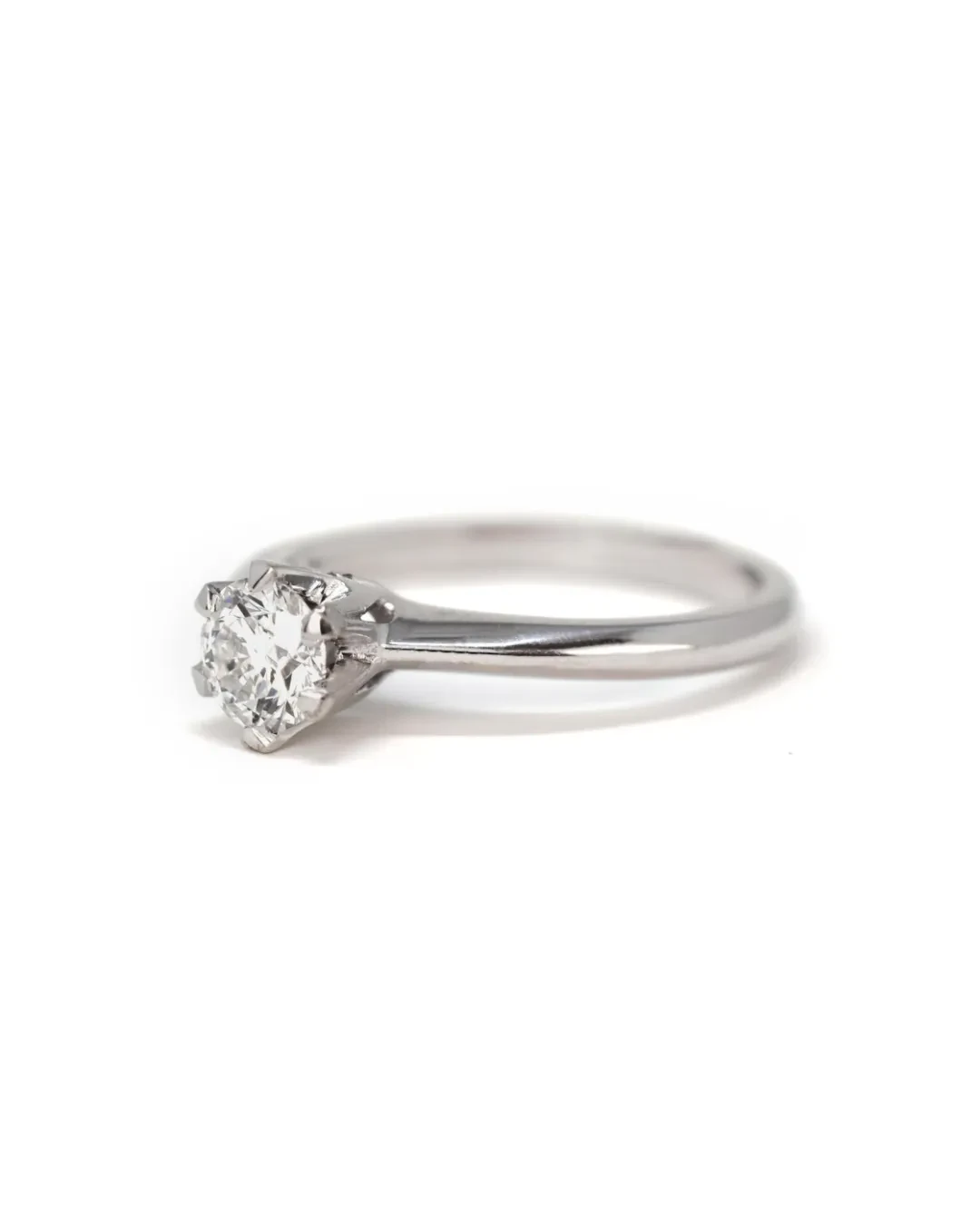 Anello con diamante da laboratorio 0,56 ct.
