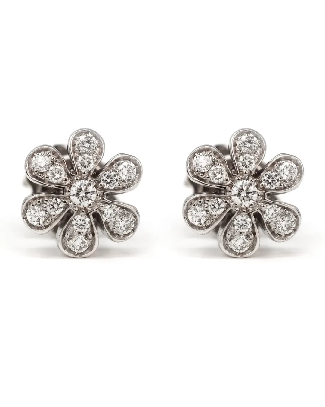 Orecchini oro bianco con diamanti taglio brillante
