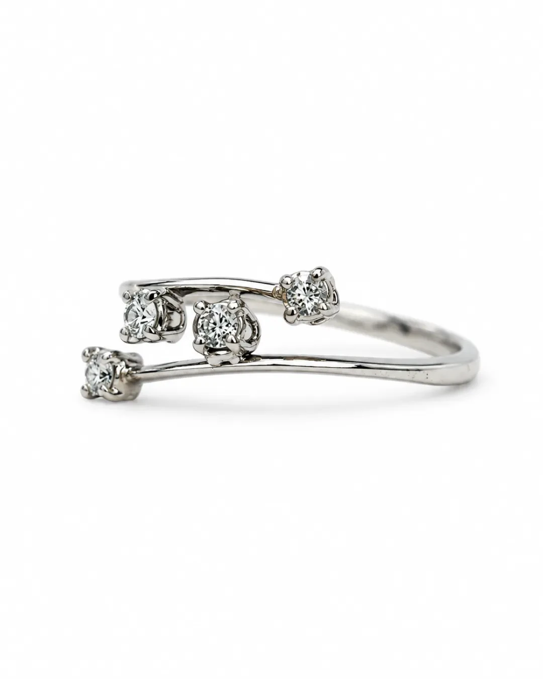 Anello fantasia di brillanti