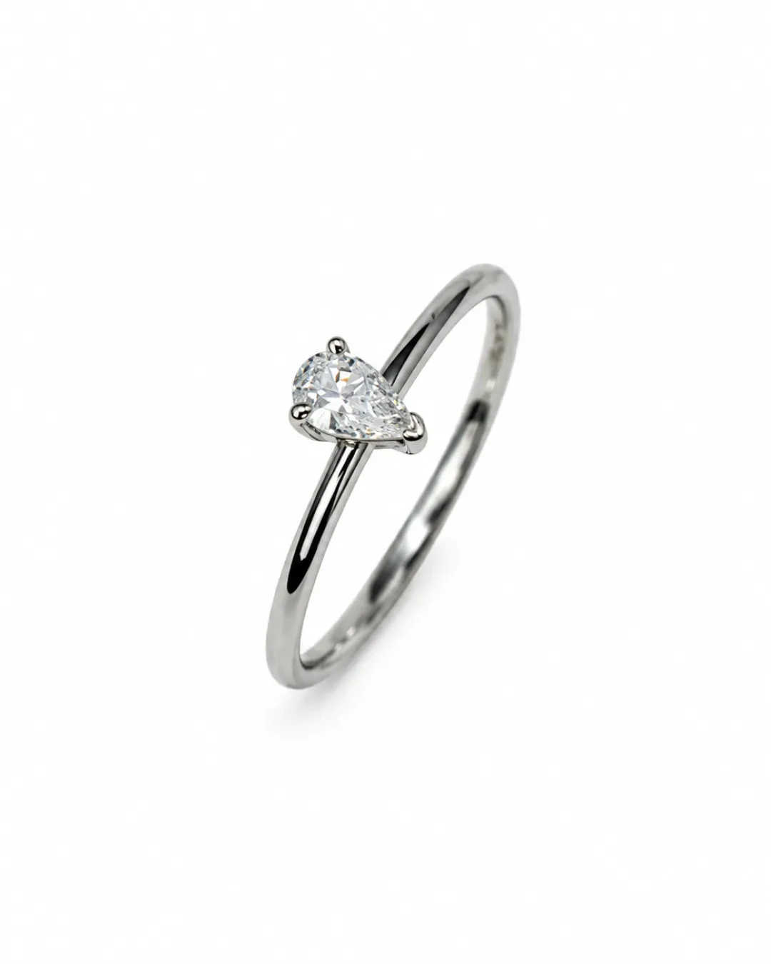 Anello goccia con diamante Lab Grown