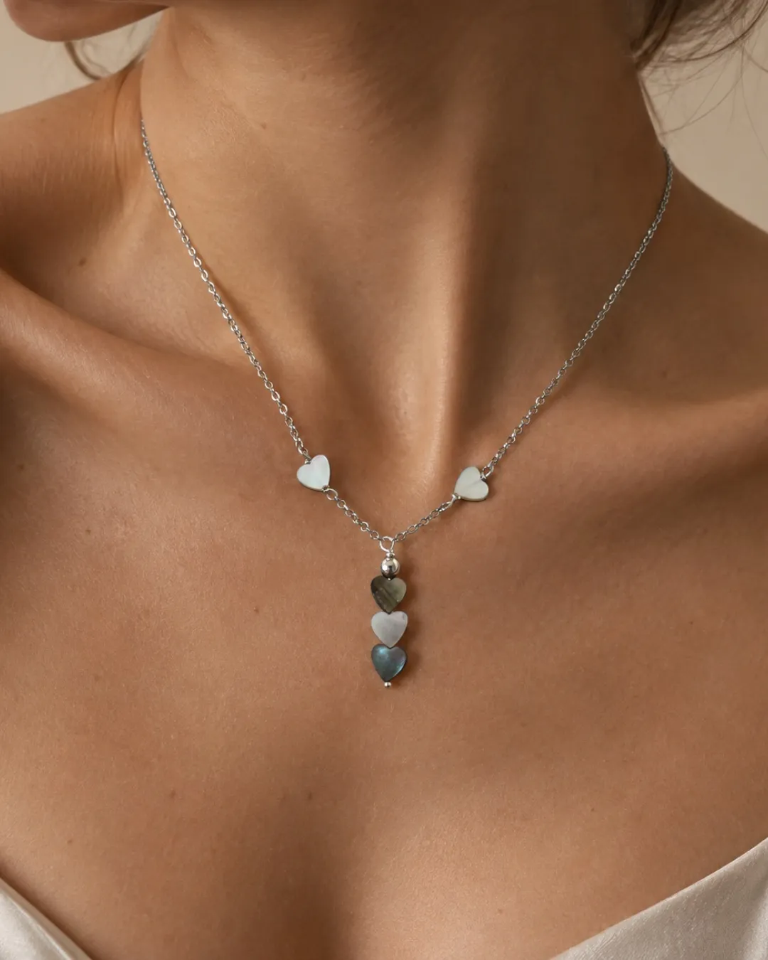 Girocollo in argento con cuori