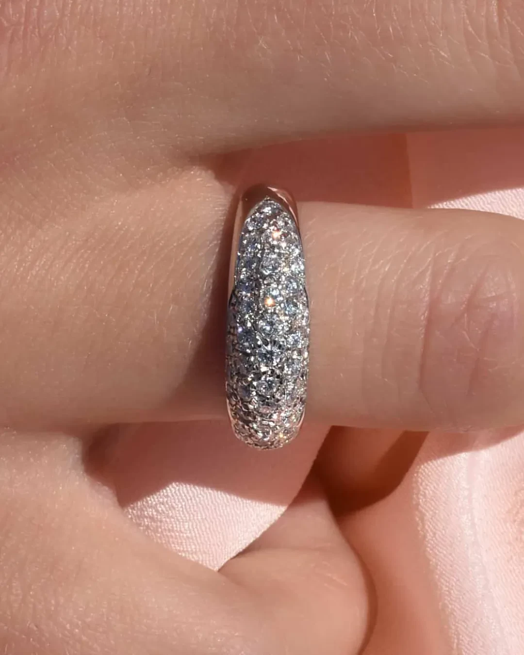 Anello pavè di brillanti da 0,70 ct