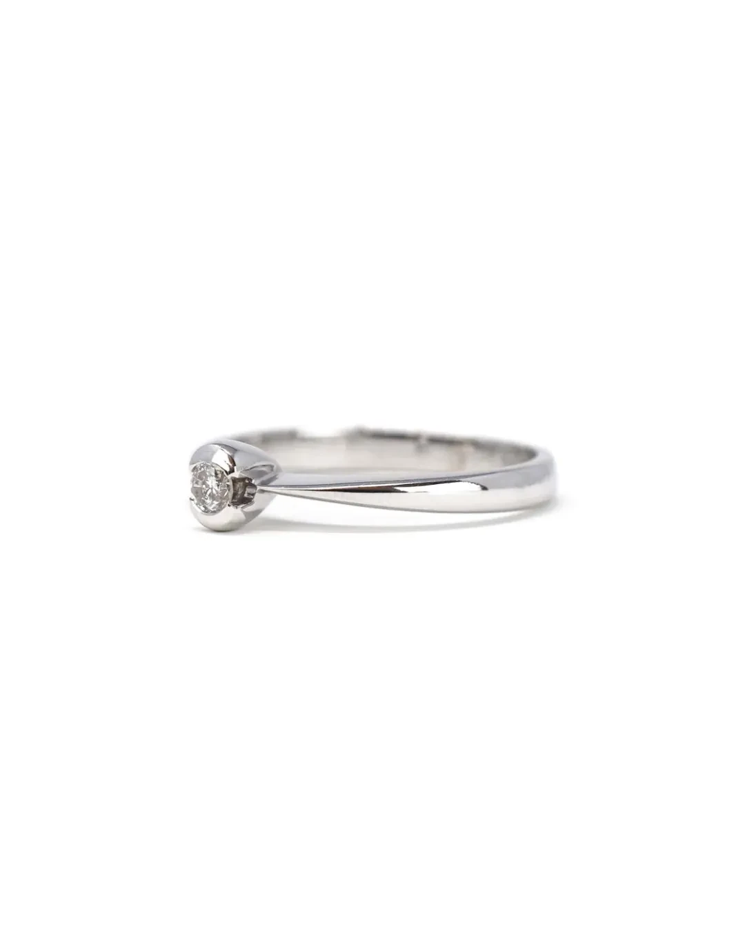Anello solitario brillante 0,11 ct