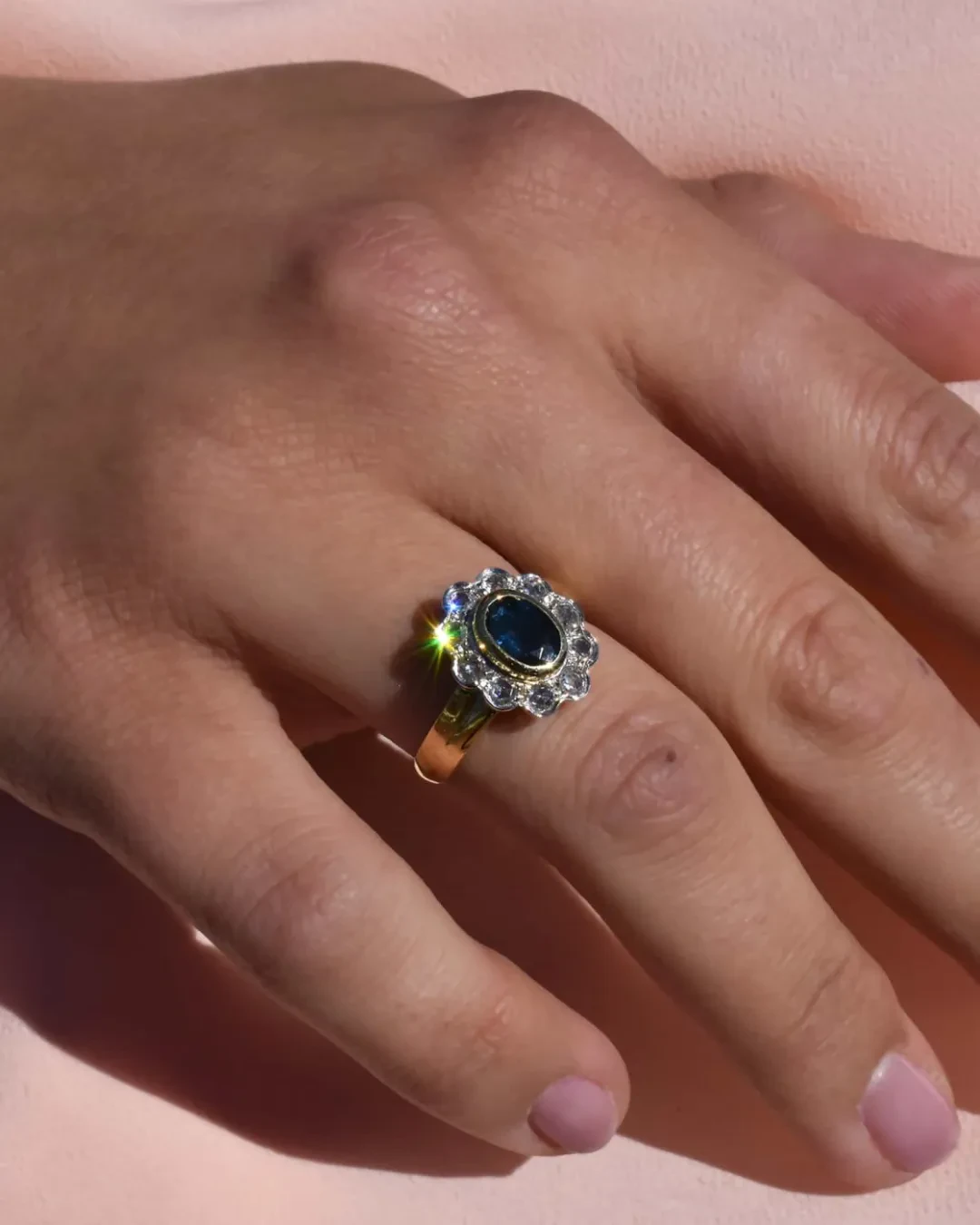 Anello vintage a fiore zaffiro rose di diamante