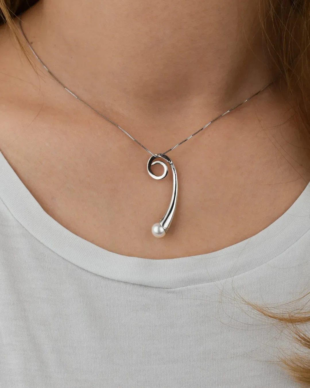 Collana pendente fantasia con perla e brillanti