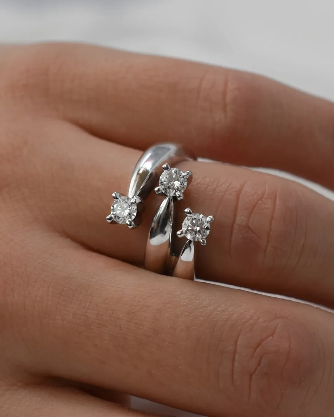 Anello fantasia trilogy con brillanti 0,73 ct
