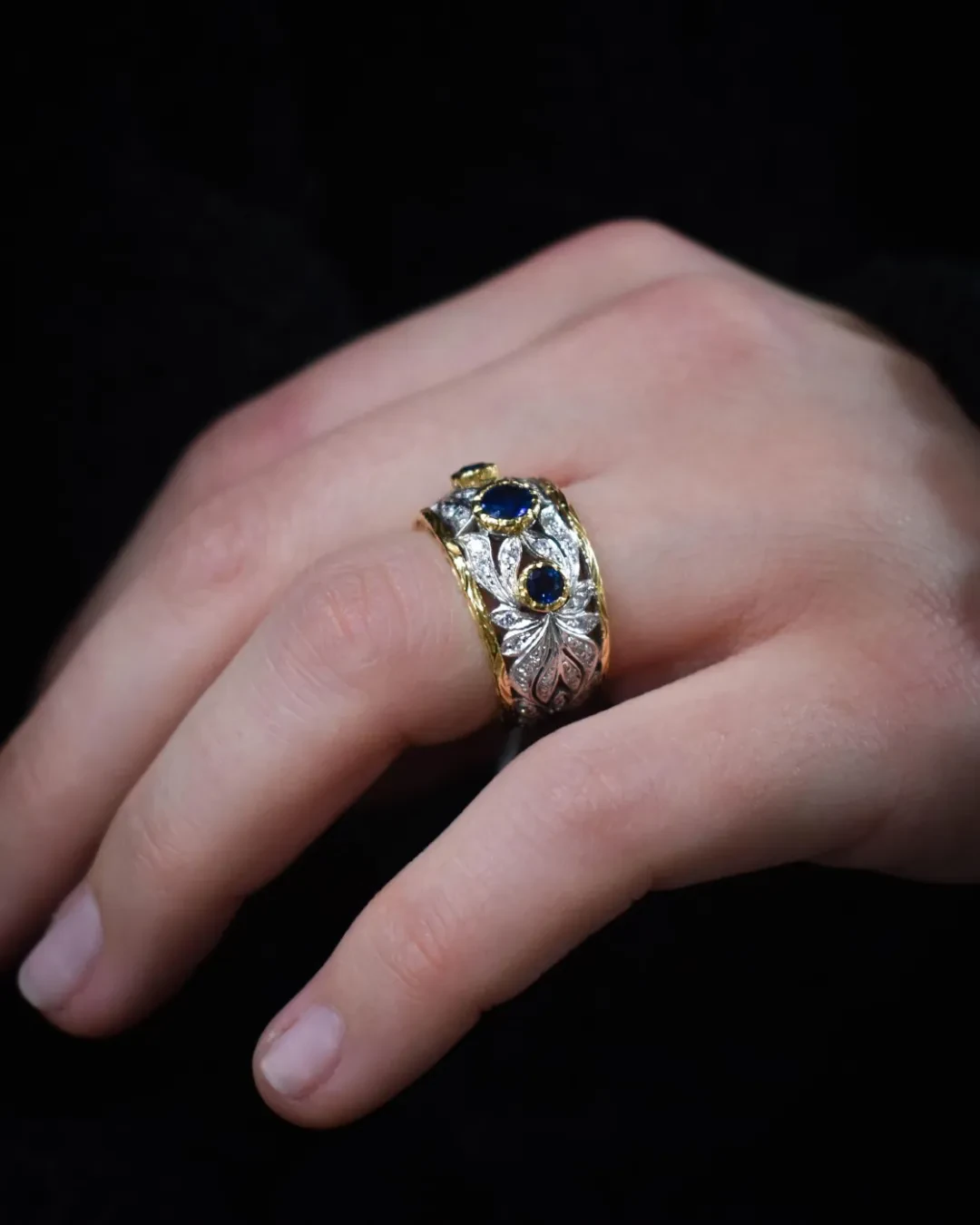 Anello vintage zaffiro e brillanti