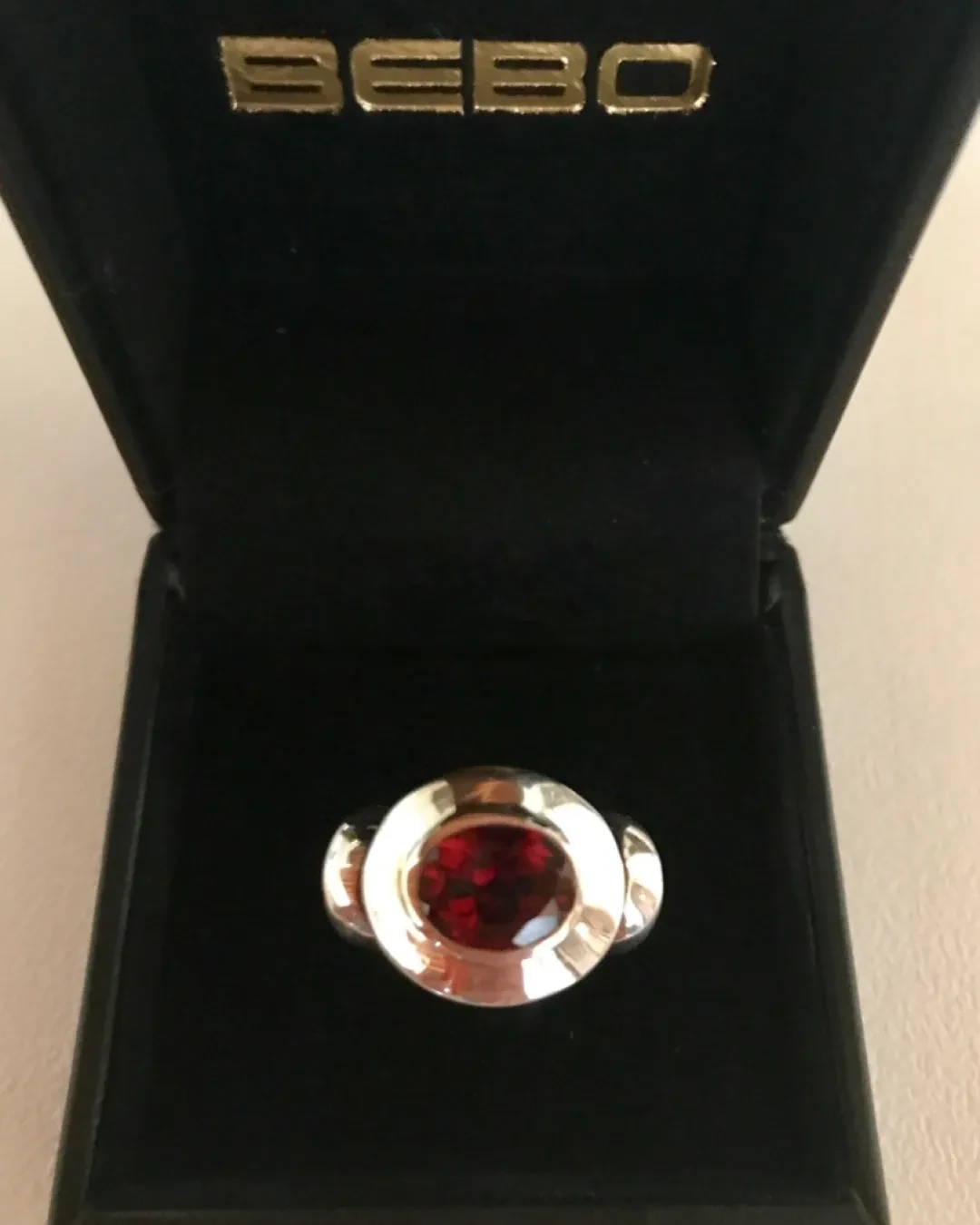 Magic Ring - Garnet