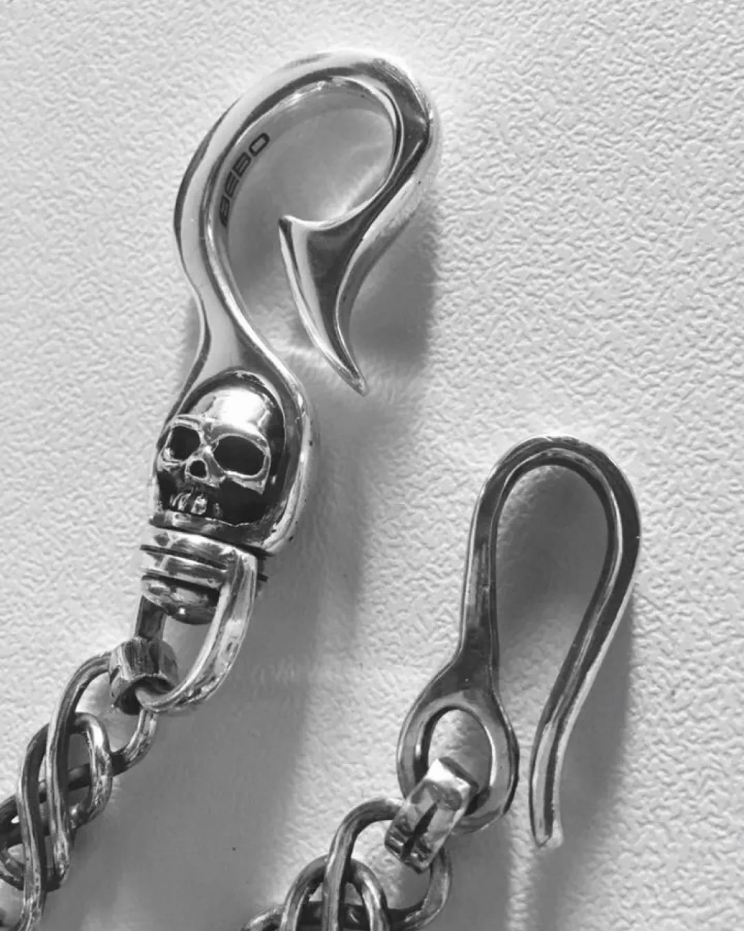 Skull Hook Keychain