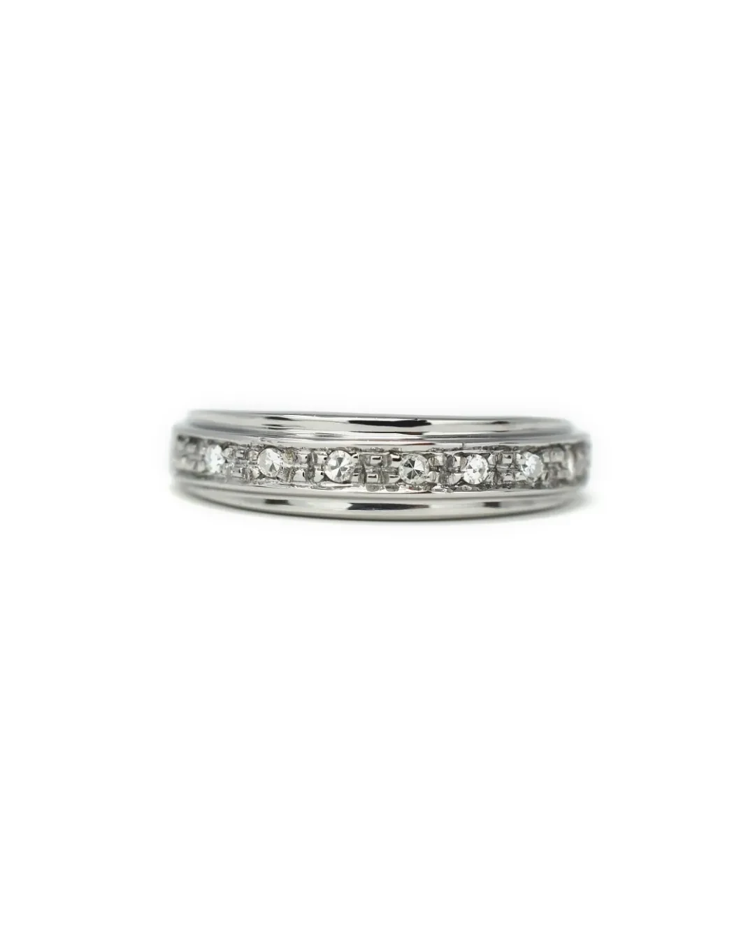 Anello vintage in oro bianco con diamanti with with