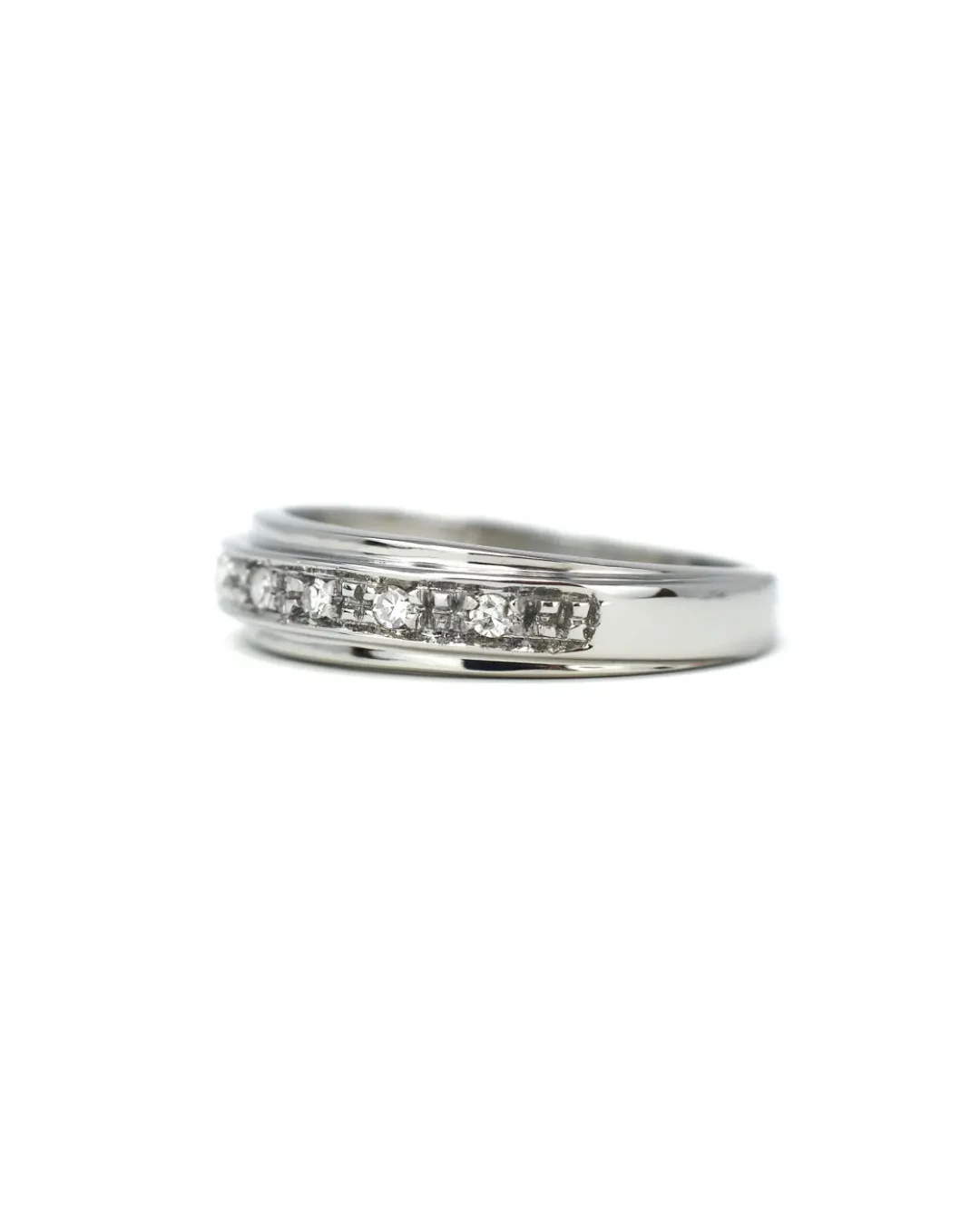 Anello vintage in oro bianco con diamanti with with
