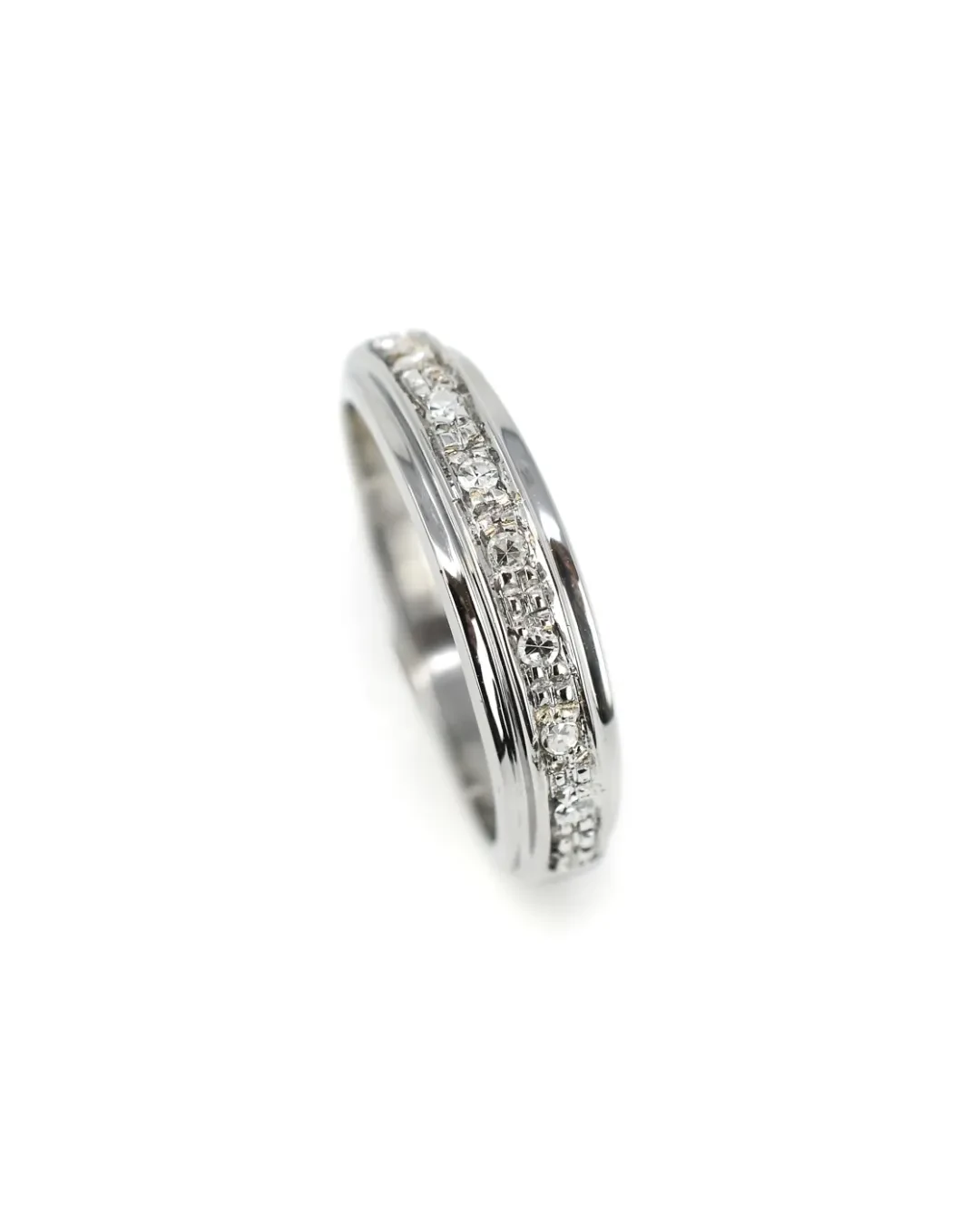 Anello vintage in oro bianco con diamanti with with