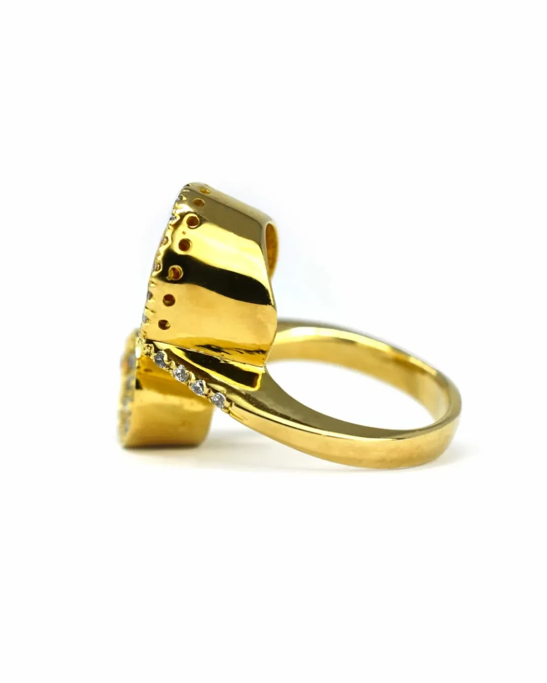 Anello quarzo giallo e pavè di zirconi