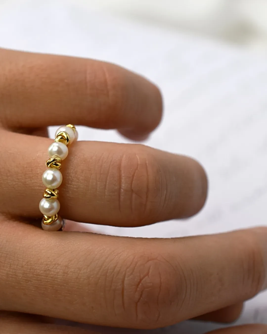 Anello perle di fiume a argento dorato