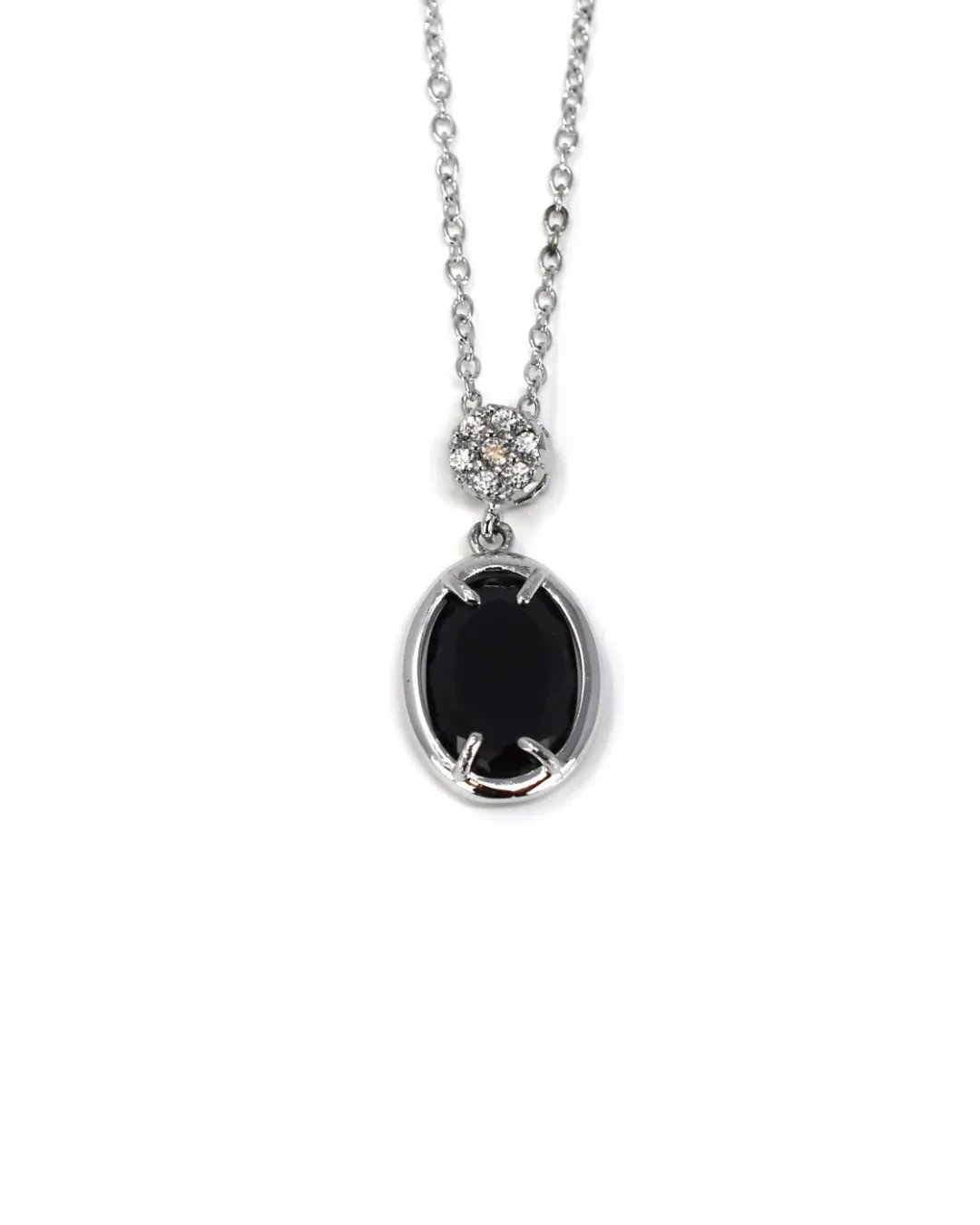 Collana con pietra preziosa nera