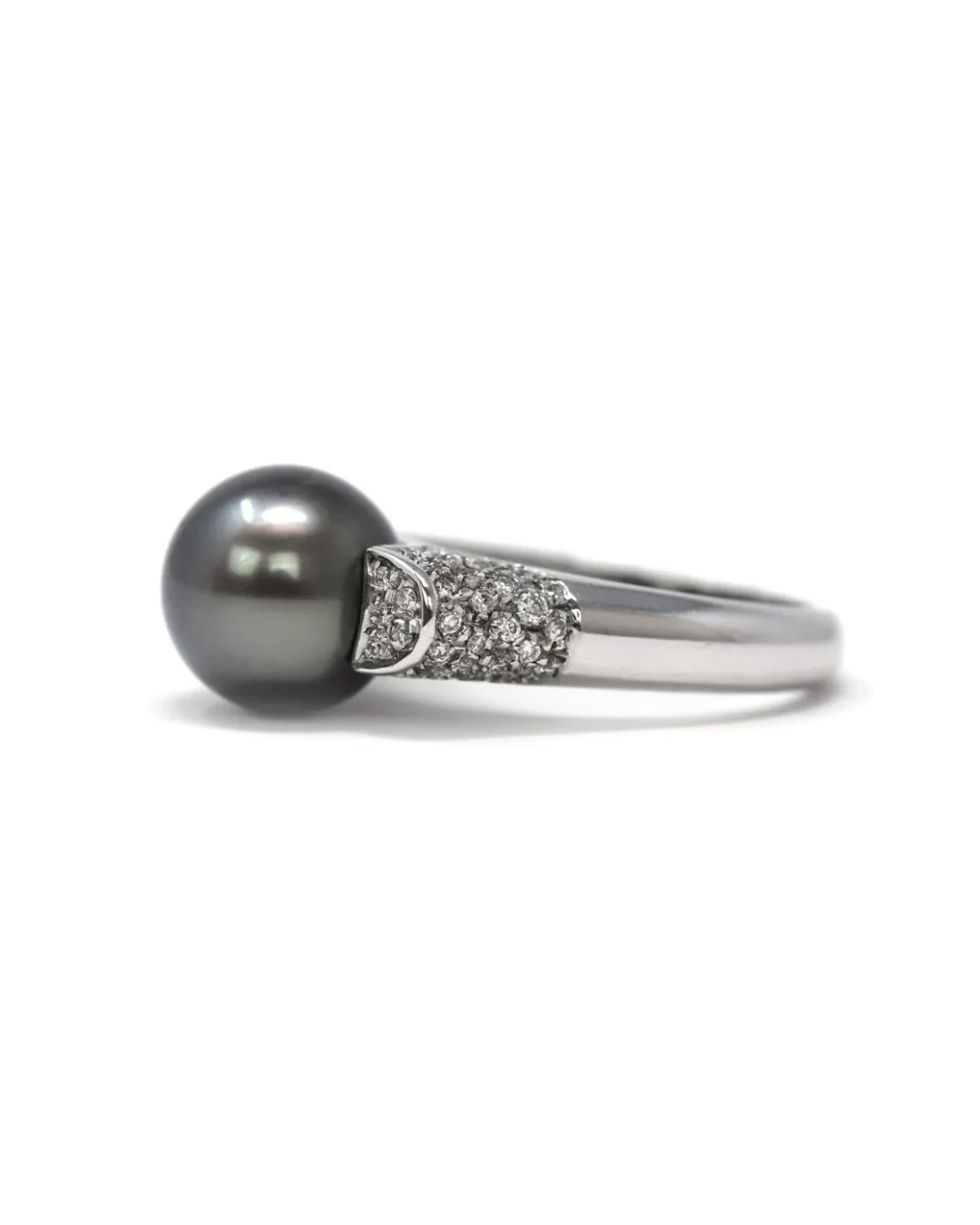 Anello con Perla Tahiti da 9,8 mm e brillanti